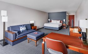 Courtyard By Marriott Sacramento Folsom